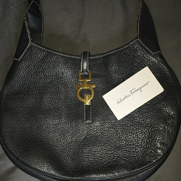 Black Leather Hobo Bag - Picture 9 of 12